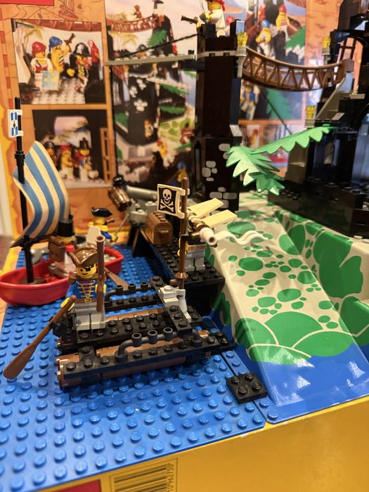 Rock Island Refuge #6273 LEGO Pirates