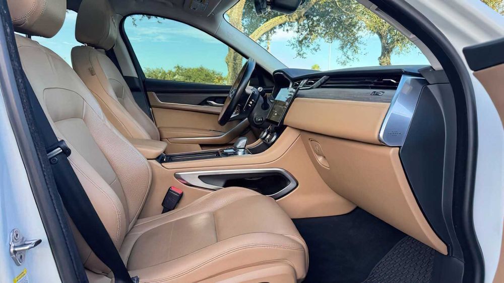Jaguar F-PACE P250 S      2022