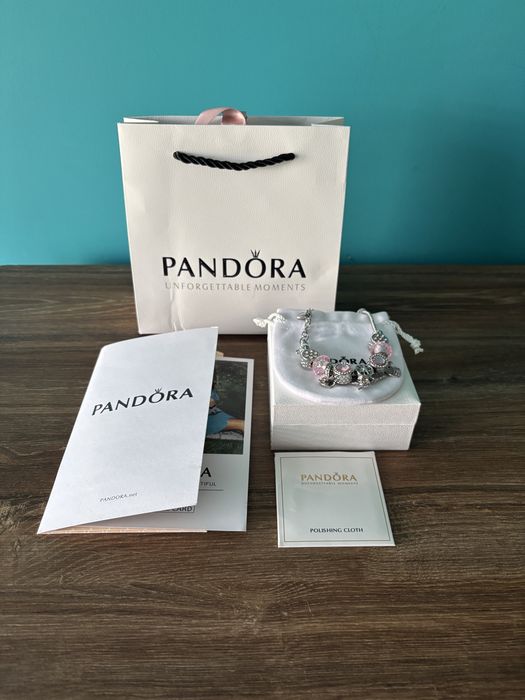 bransoletka modułowa pandora z zestawem charmsow