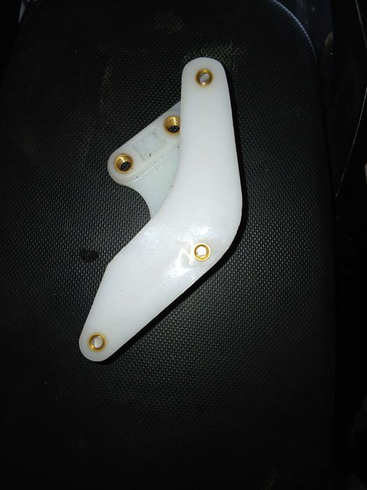 Захист ланцюга на кові неон