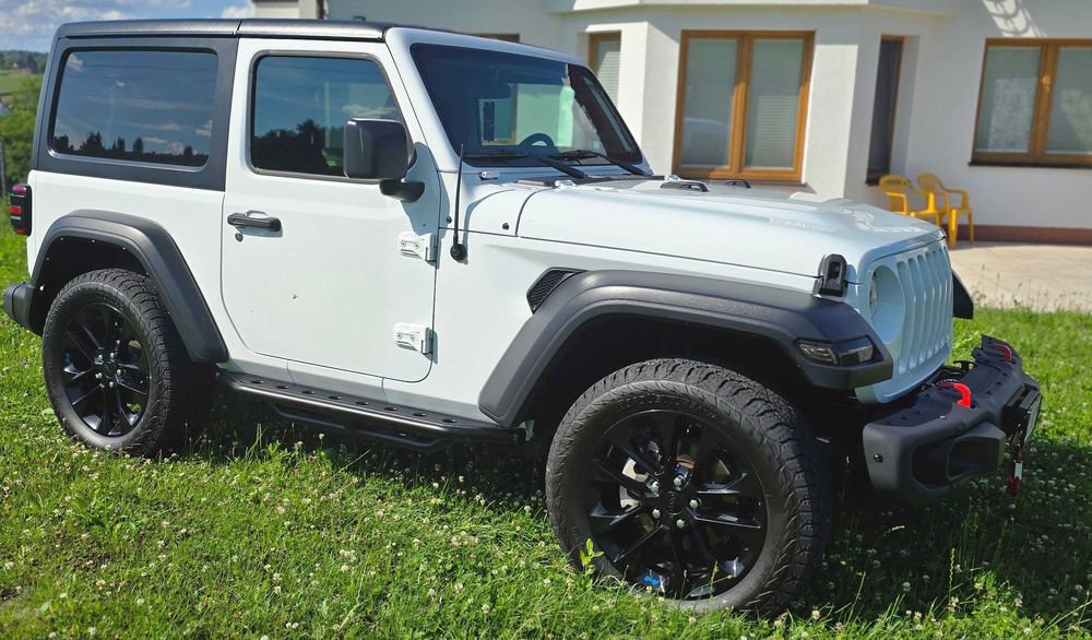 Samochód Auto do Ślubu Lexus NX, Jeep Wrangler  ,Ford Custom 9 osób