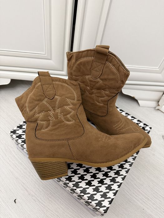 ковбойки 39 р сапожки козаки