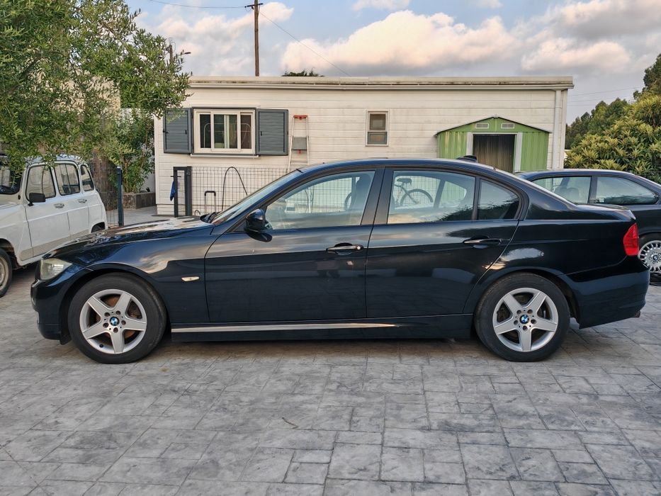 BMW 318i 2009 LCI Facelift – Automático – 143 cv