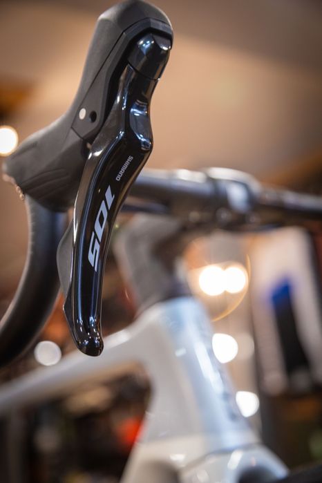 Bicicleta de Estrada Focus Izalco Max 8.7