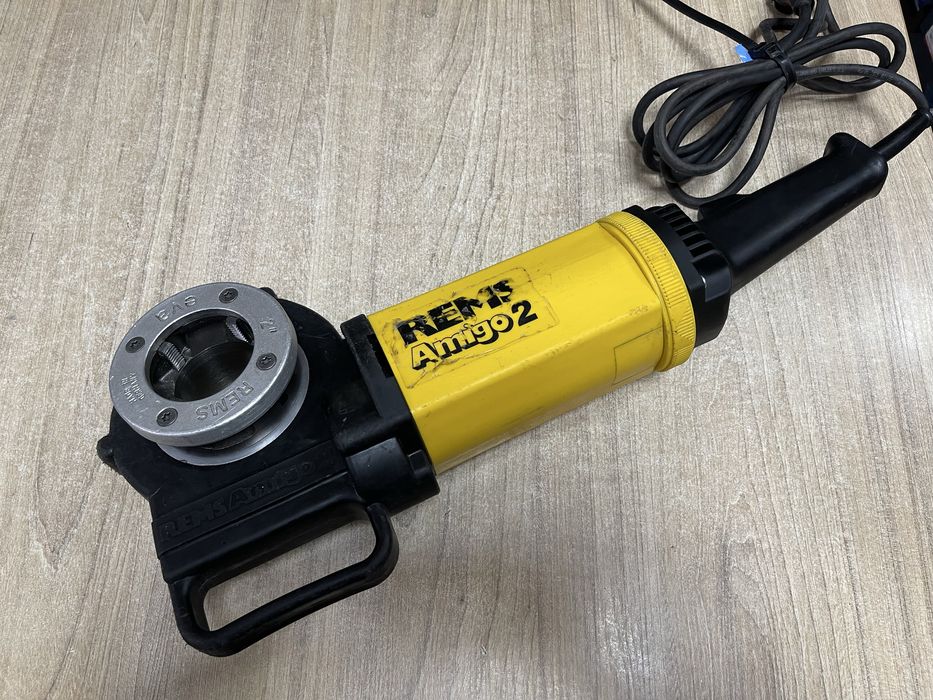 Rems Amigo 2 / різьбонарізний клуп Ремс