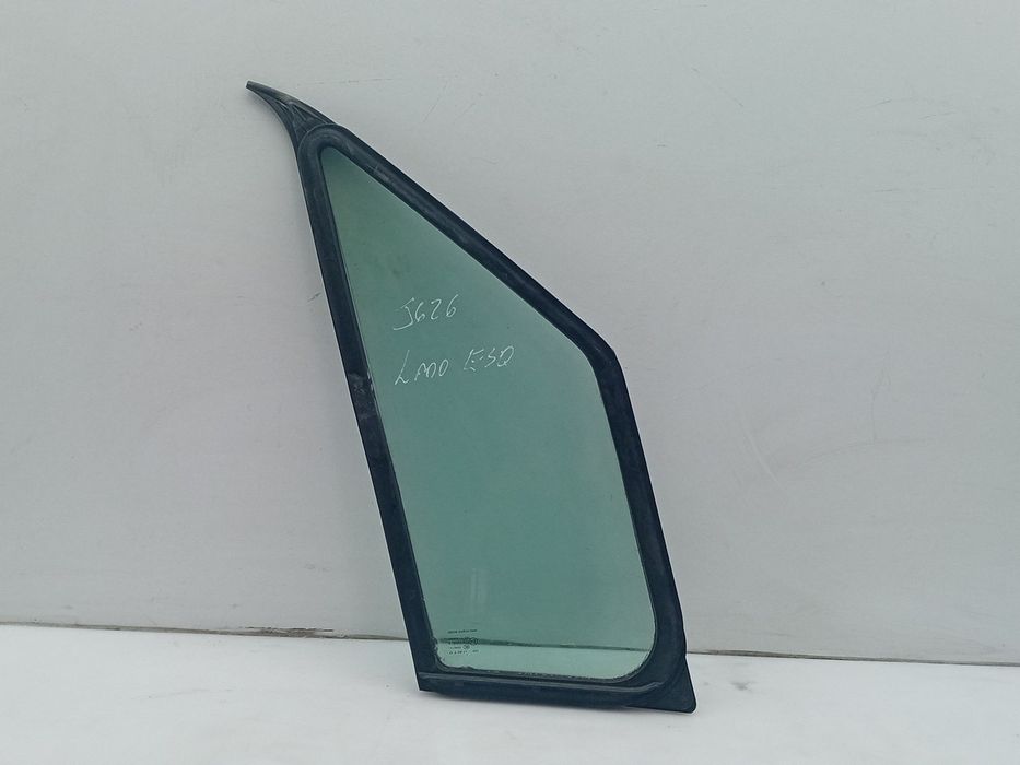 Vidro triangular frente esquerdo MERCEDES-BENZ Sprinter 5-t (906)