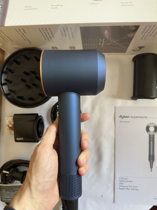 Dyson Supersonic Secador de Cabelo Azul/Dourado + Caixa e Acessórios
