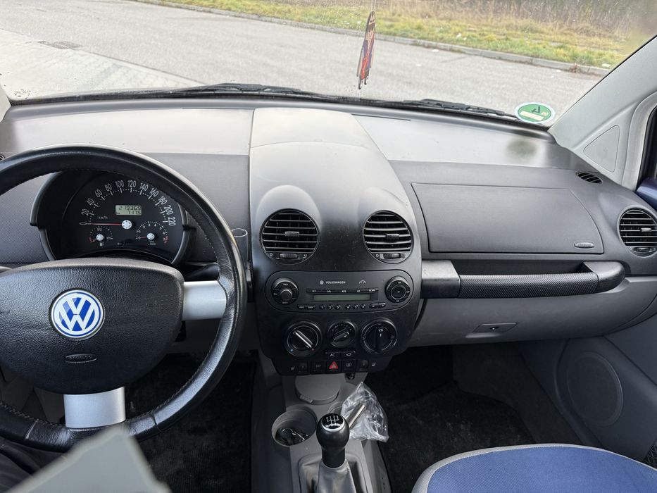 Volkswagen New Beetle