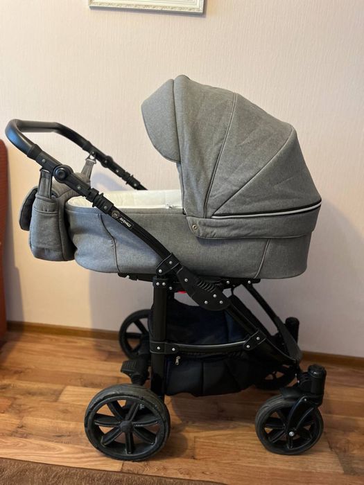 Продаю коляску 2в1