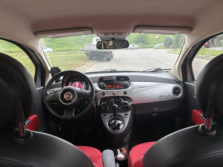 Автомобіль  Fiat 500