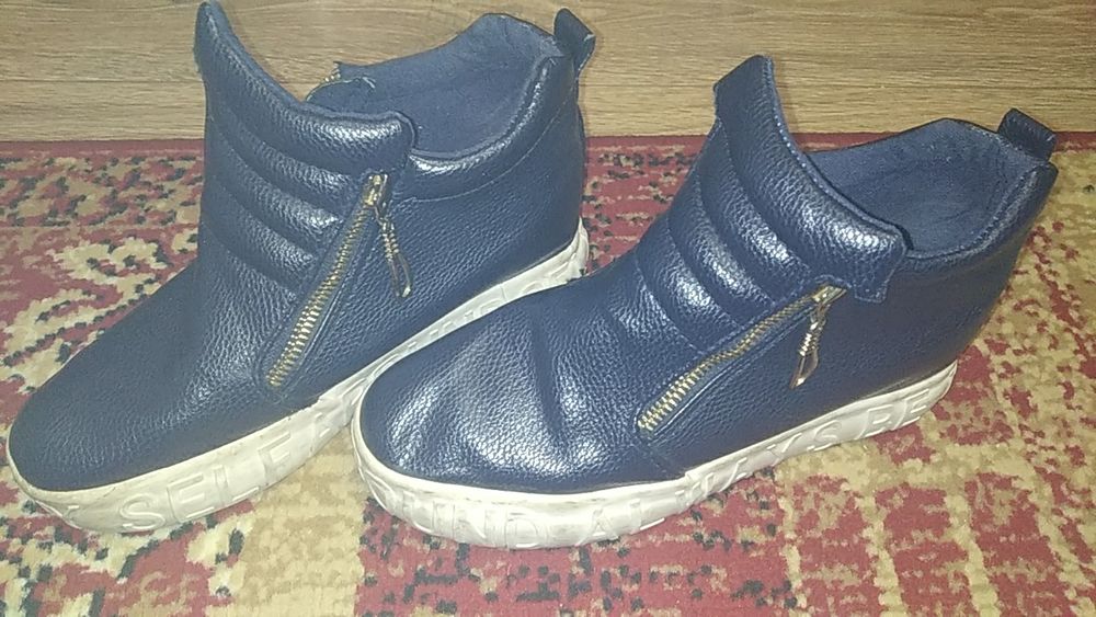 Полуботинки