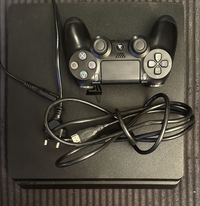 Na sprzedasz ps 4 1TB