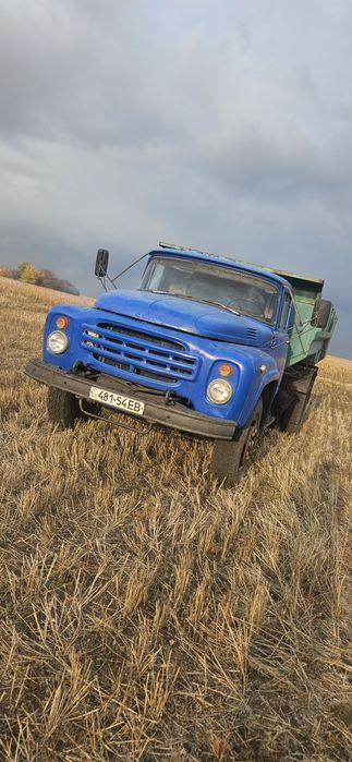 Продам автомобиль зил