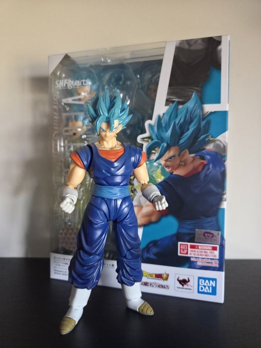 SHFIGUARTS Vegito Super Saiyan God Super Saiyan