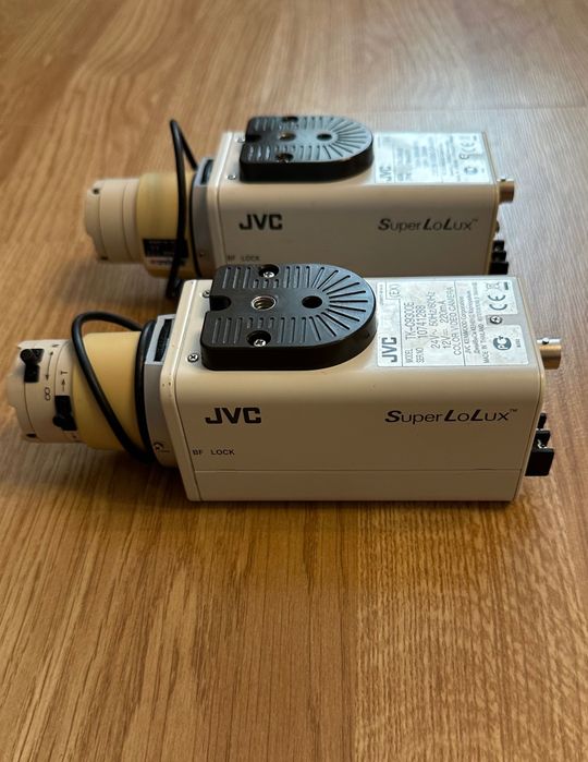 Аналоговые цветные камеры видеонаблюдения JVC TK-C9300E "день/ночь"