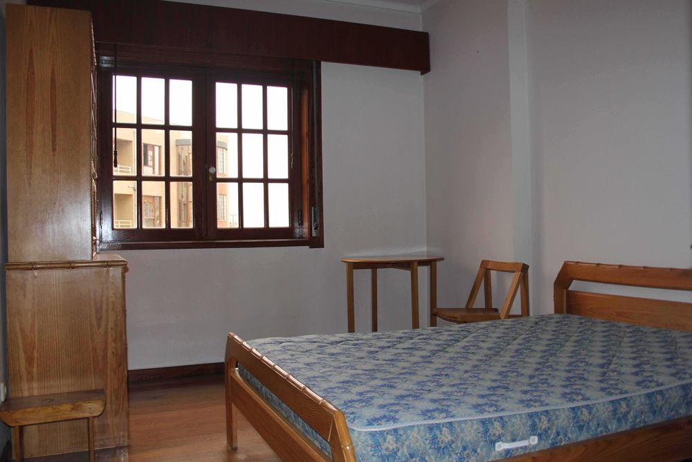 Apartamento T3 na avenida Manuel Pereira Soares