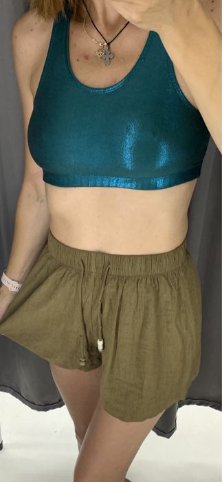 Спортивный фитнес топ Зелёный шимер S