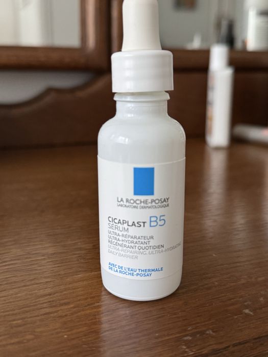 Serum la roche posay cicaplast b5