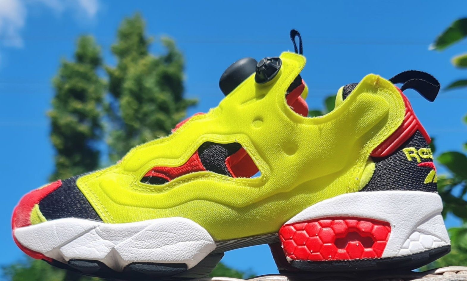 Reebok insta pump olx sale