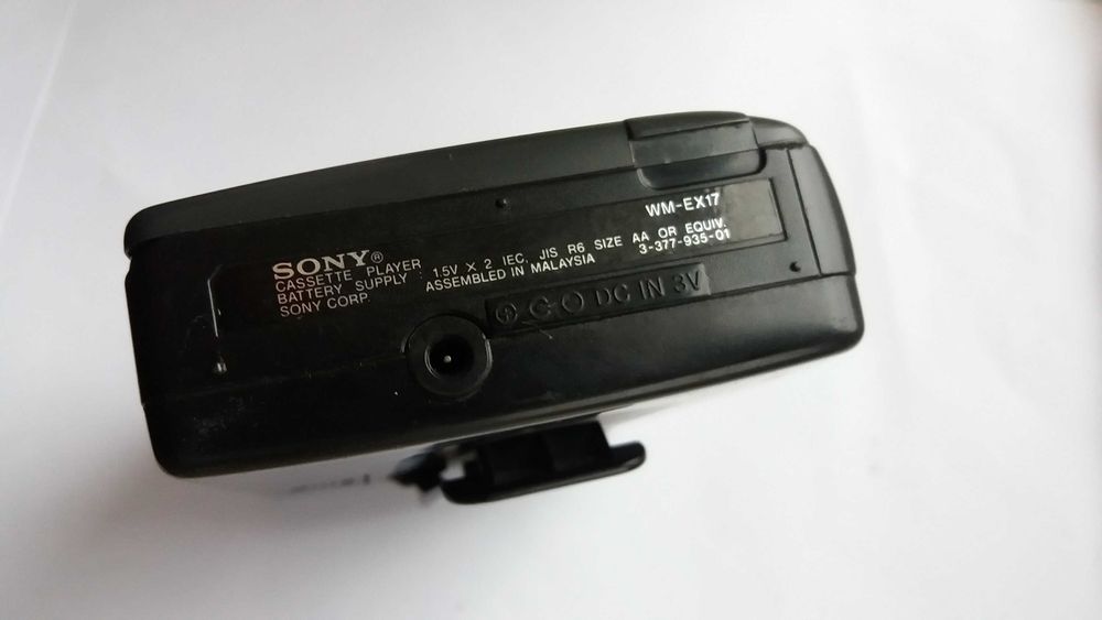 Sony Walkman WM EX-17 Cassette Player lata 90-te