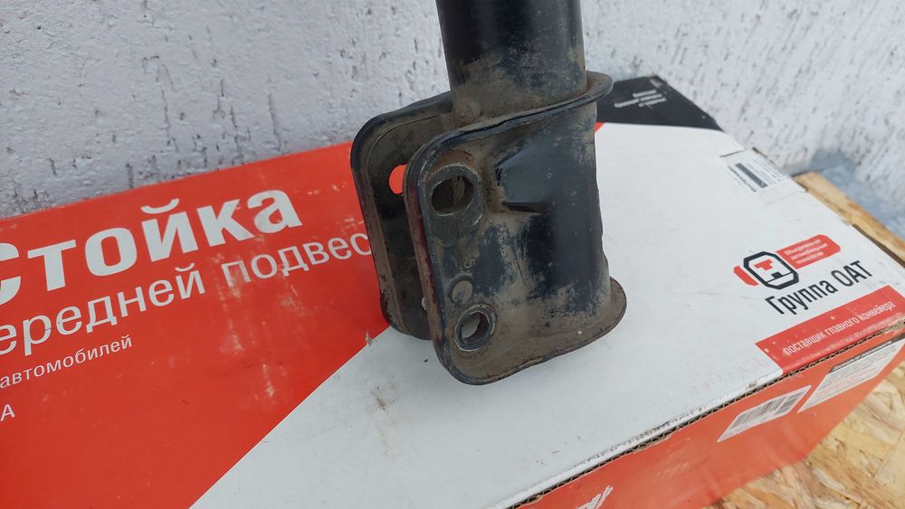 Амортизатор, стойка перед в сборе (СААЗ) ВАЗ 2110-12, LADA ПРИОРА: 2 ...