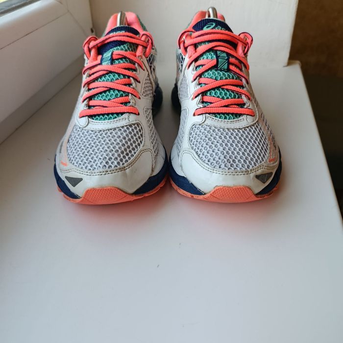 Кросівки ASICS GT 2000 р.37.5.Оригінал