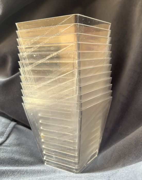 Пластикова десертниця, стаканчик, креманка, піала для десертів