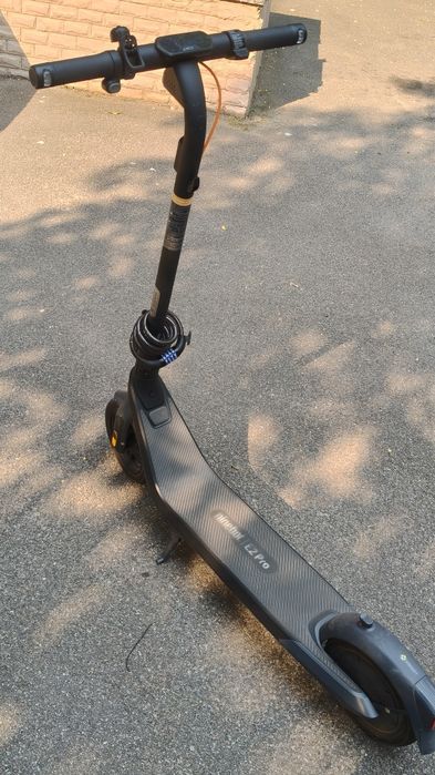 Продам Segway Ninebot KickScooter E2 Pro
