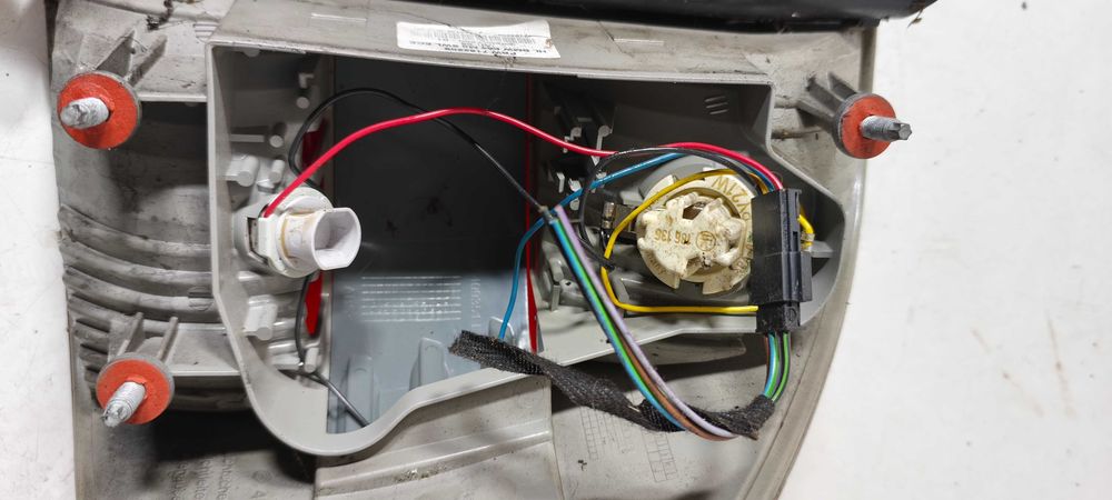 BMW X3 E83 LCI LED 2008 ROK Lewa i Prawa Lampa lewy i prawy tył