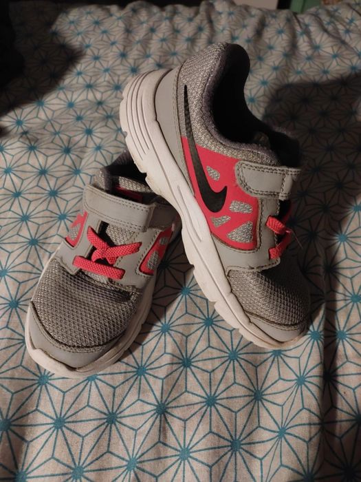 Buty adidasy Nike 27