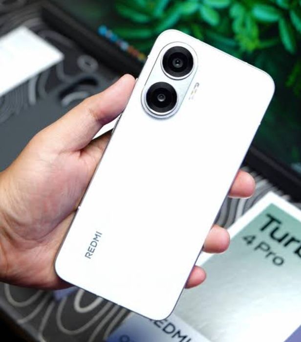 Смартфон Xiaomi Redmi Turbo 4 Pro (Poco F7) 12/512GB White (CN)