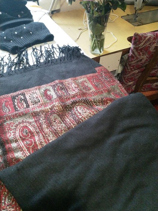 Шапки та шарф у гарному стані