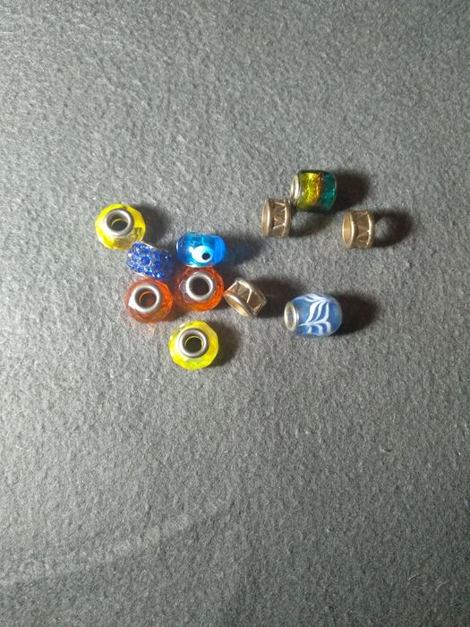 Koraliki charmsy pandora