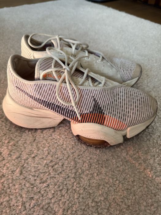 Buty Nike rozm 36,5 Superrep
