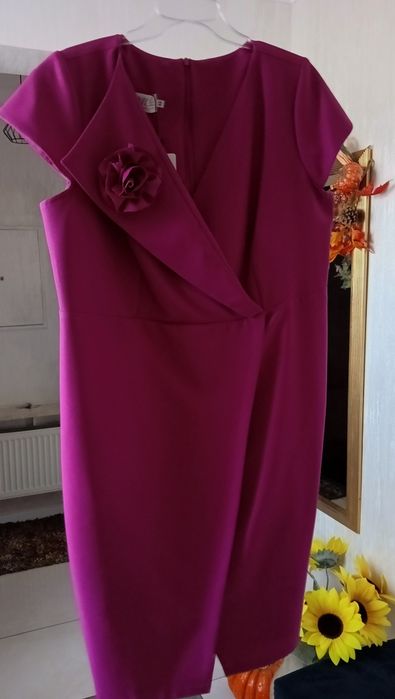 Elegancka sukienka 46-48