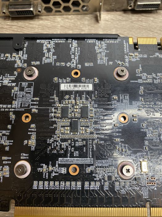 nvidia Geforce GTX660 , GTX780 , китаєць 1080 , Radeo HD7770,