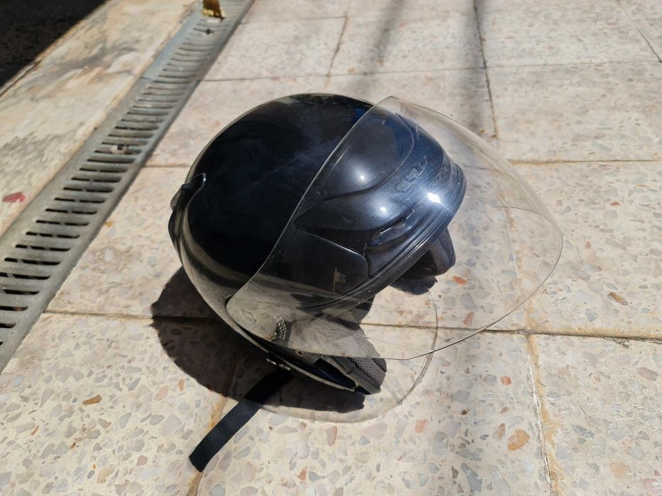 Capacete marca Crivit