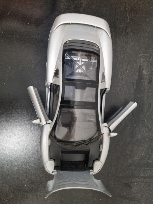 Miniatura Jaguar XJ220