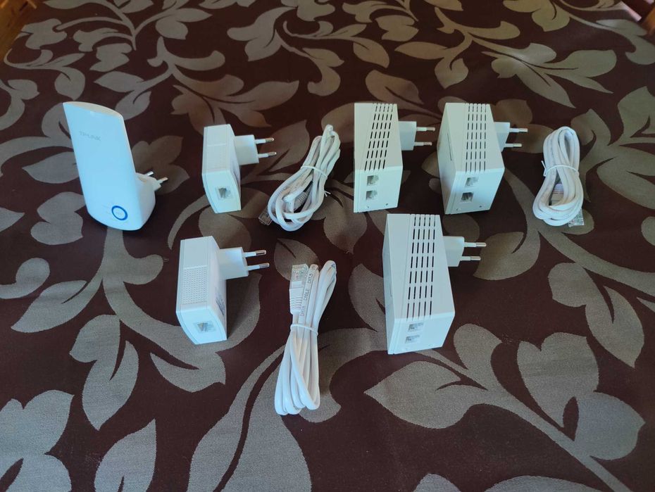 TP-Link Powerline AV600 (opções: Kit Base de 2 até 4 emissores Wi-Fi)