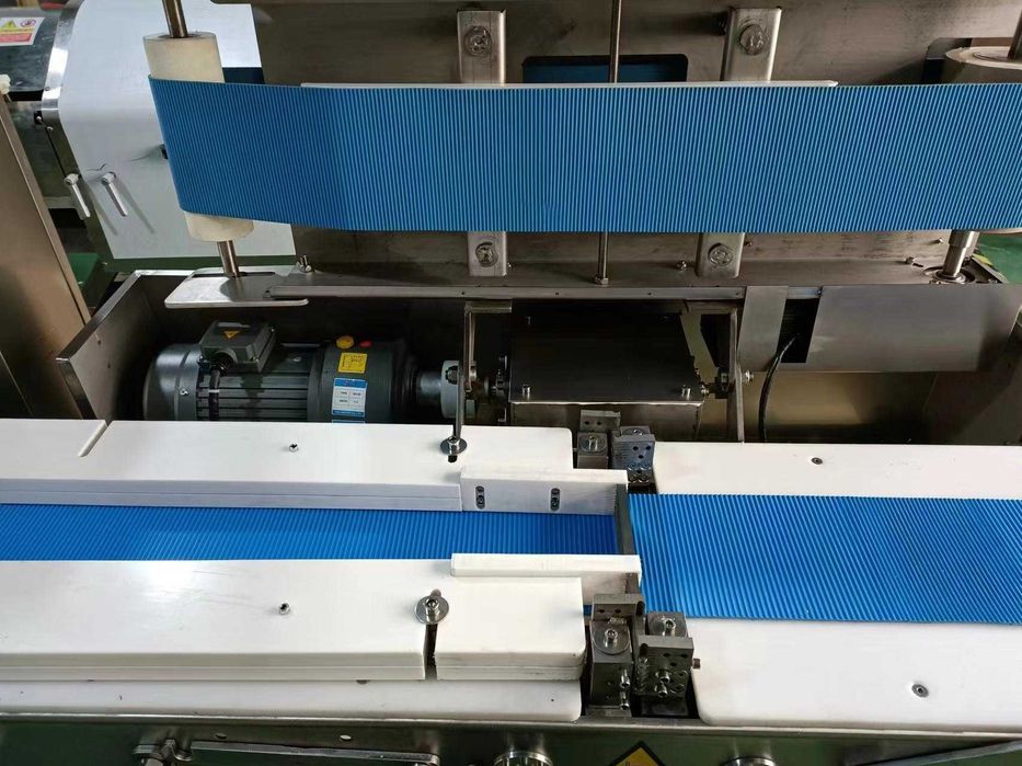 Слайсер горизонтальний для курячого філе, м'яса, риби 400 кг/год