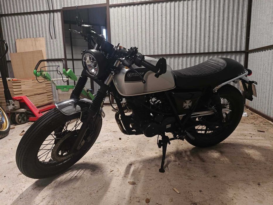 Motocykl Brixton Sunray 125