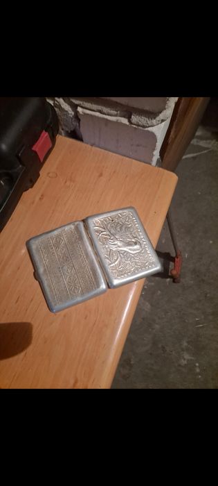 Sprzedam papierośnicę