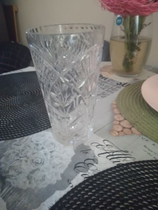 Kryształowe wazony z czasów prl-u