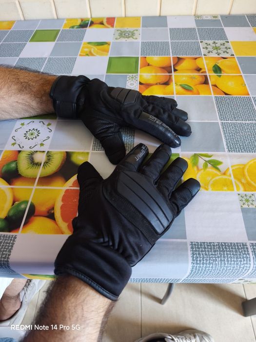 Luvas de proteção mota