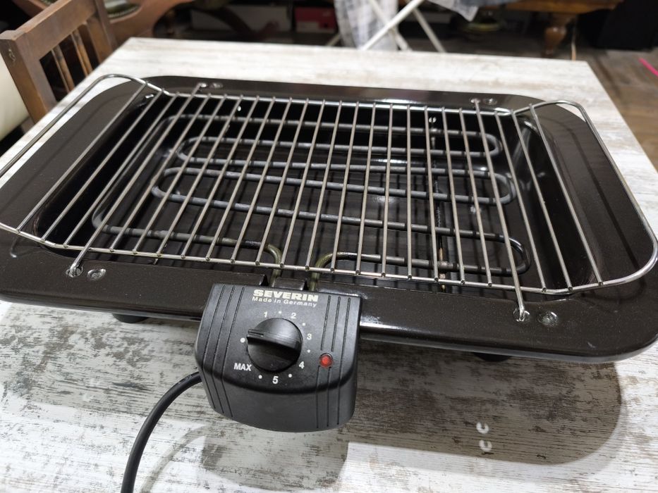 Grill elektryczny Severin , 2000W , made in Germany.