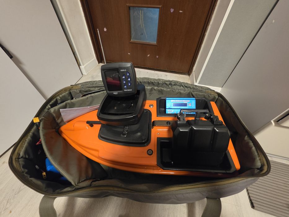 Кораблик+Gps+ехолот  Ranferry Camarad