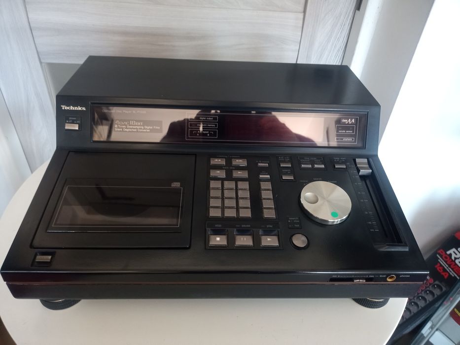 Sprzedam Technics SL-P1300
