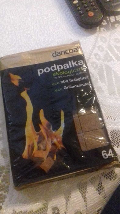 rozpałka / podpałka do kominka