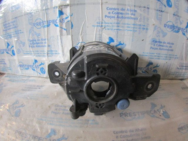 Farol nevoeiro frente direito FORD Fiesta VI (CB1, CCN)