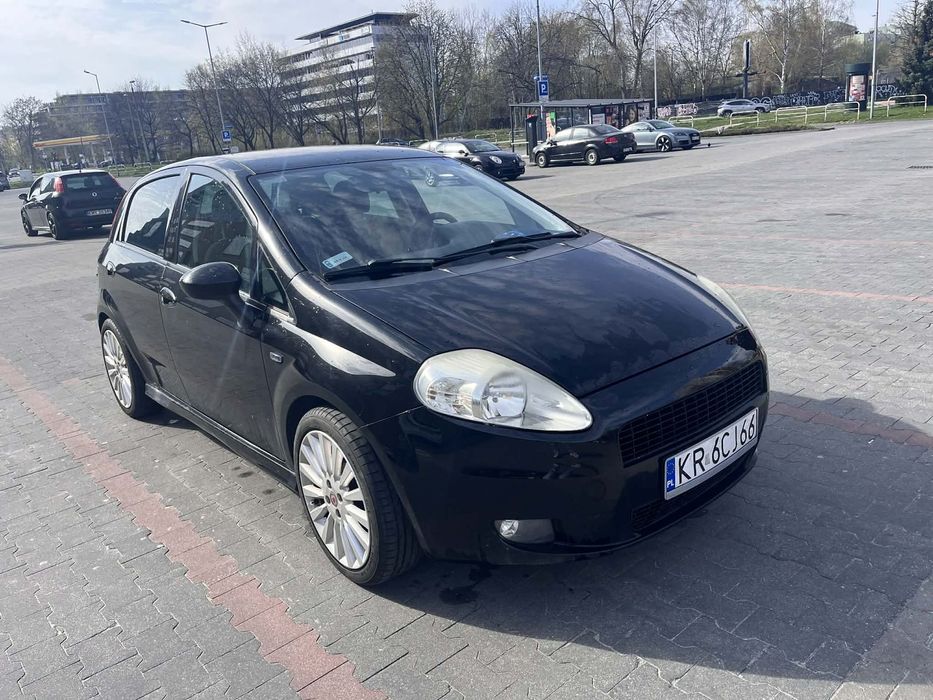 Fiat Punto [DARMOWE SCT] Fiat Punto 2008 – 1.4 | 234 tys. km | Alu 17”